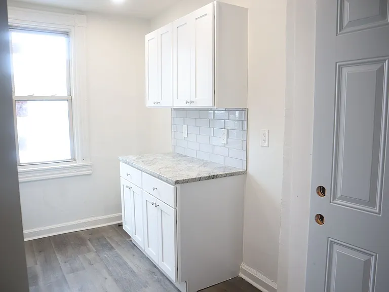1303 N Charles St — Photo 5
