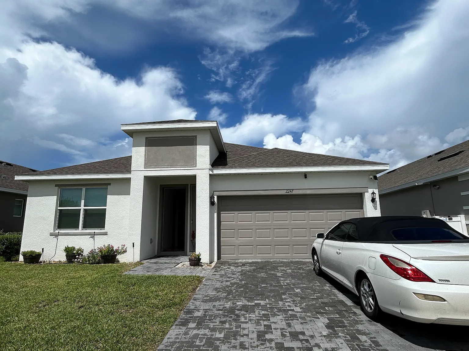 3 bed, 1671 sqft, $2,000 — Photo 1