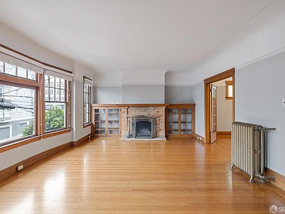 5th image of 3125-3127 Scott St