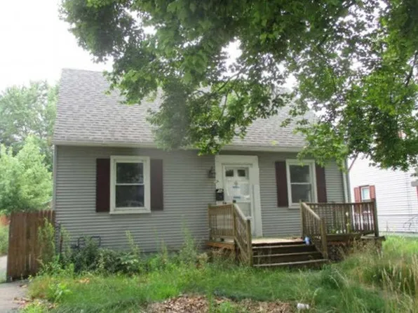 138 Clifton St, Wallingford, CT 06492