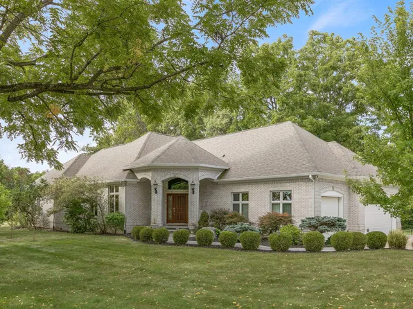 9111 Fawn Lake Dr, Indianapolis, IN 46278