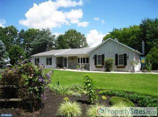 1576 Stapler Dr, Yardley, PA 19067