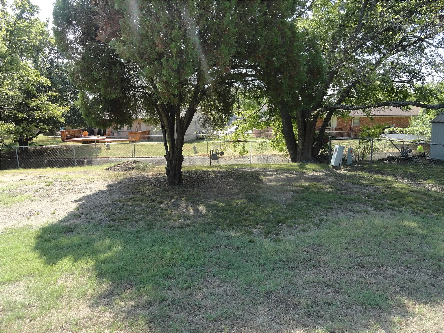 3 bed, 1.0 bath, 1136 sqft, $1,495 — Photo 3