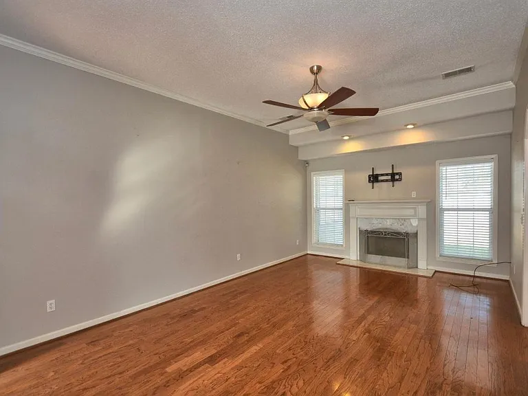 4001 Falliston Dr — Photo 13