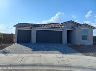 17886 W Red Fox Rd, Surprise, AZ 85387