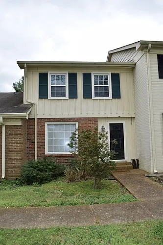 8300 Sawyer Brown Rd #R302 Photo 1