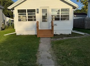 1309 8th St, Nevada, IA 50201