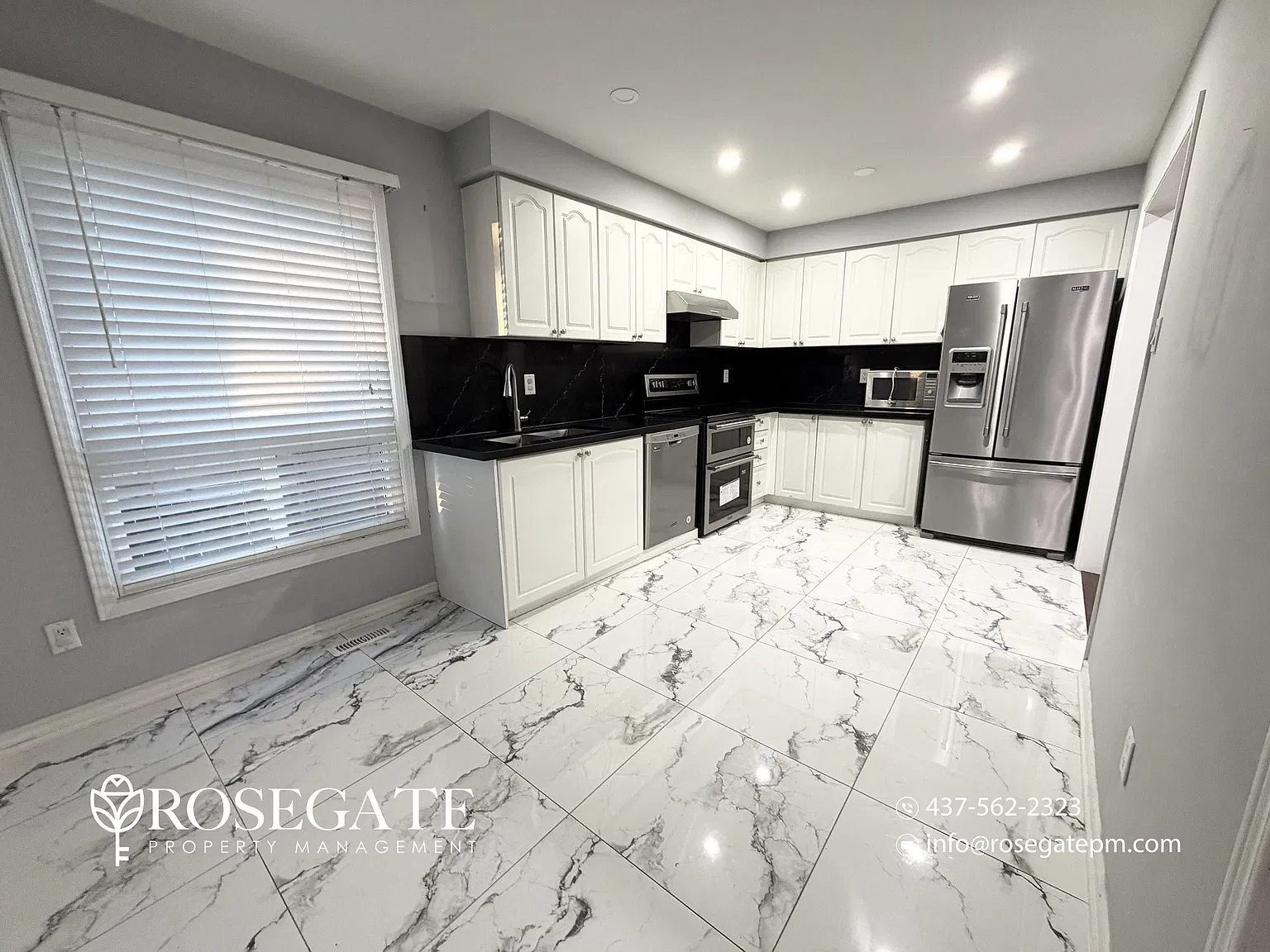7200 Harding Crescent Mississauga — Photo 3