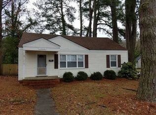 1212 Raleigh St, Elizabeth City, NC 27909