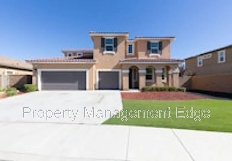 30524 Fragrant St — Photo 1