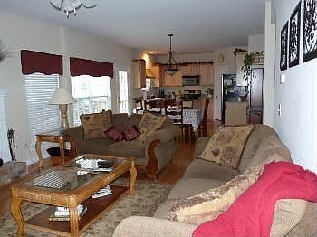 5th image of 410 Mountain Mist Dr