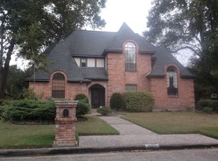 2806 Four Pines Dr, Kingwood, TX 77345