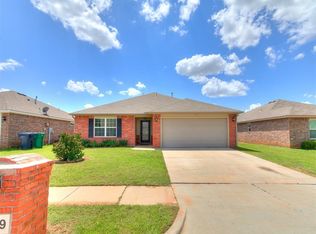 2909 Thompson Farm Ln, Yukon, OK 73099