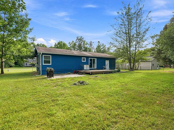 4th image of 6852 Pembrook Ave