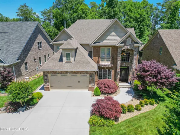 319 Falcon Trl, Vonore, TN 37885