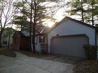 1st image of 301 Bedford Glen Ln