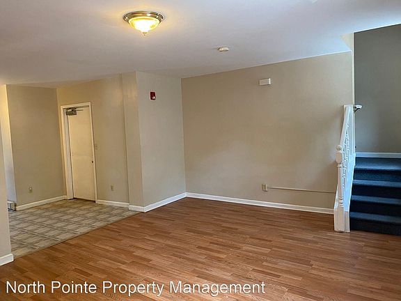 4th image of 535 E Mifflin St APT 2