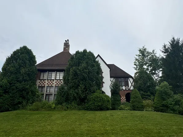 44 E Congress St, Corry, PA 16407