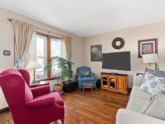 3rd image of 10310 Eaglewood Ave