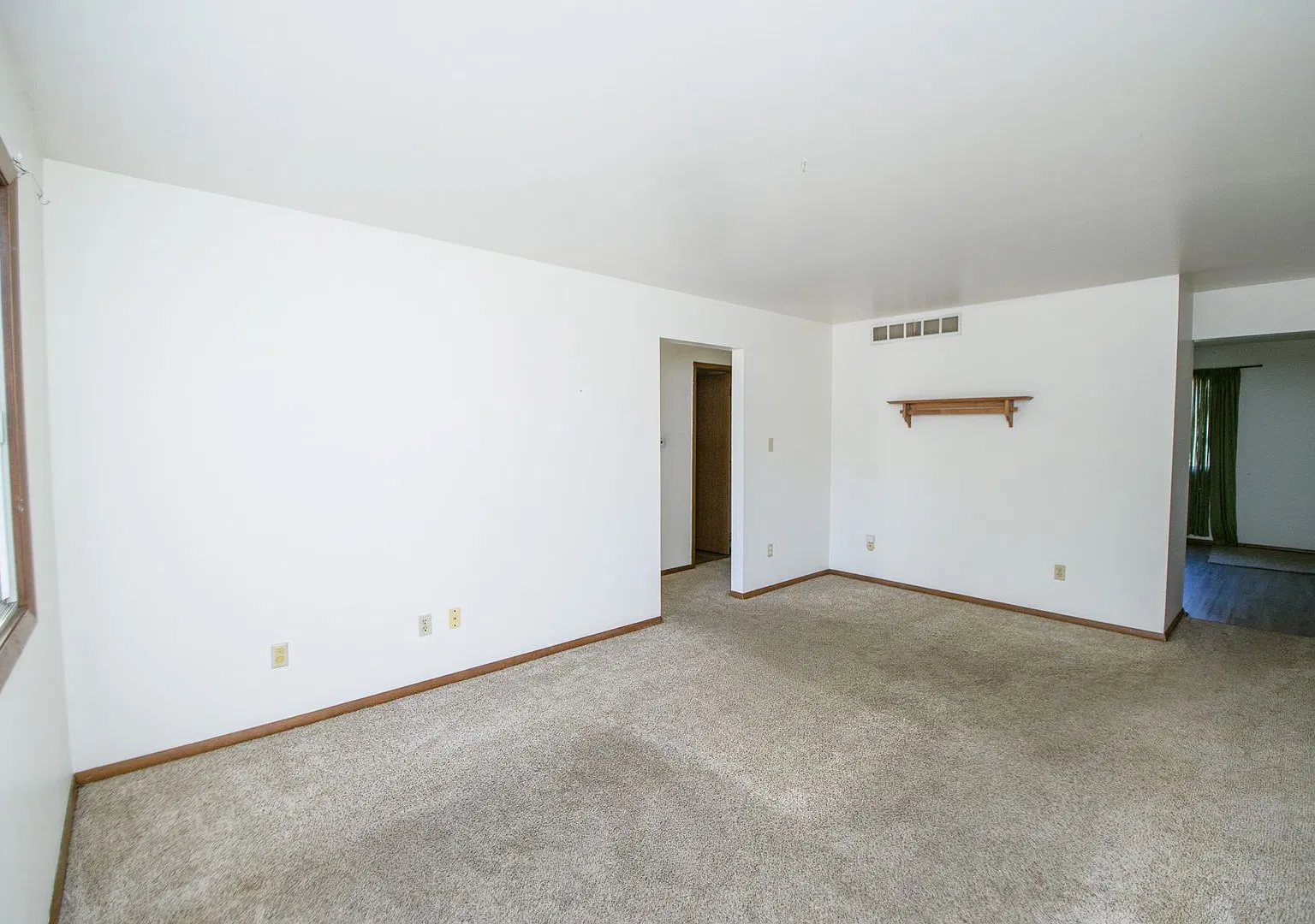953 High Meadow Drive — Photo 4