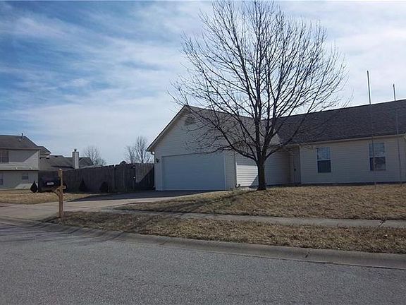 3rd image of 10547 Sedgegrass Dr