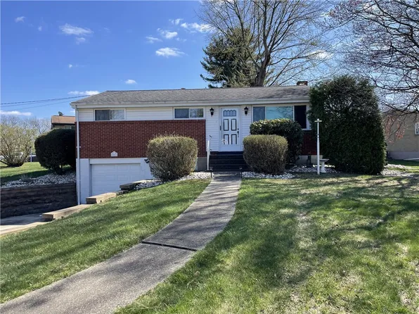 502 Bloomfield Dr, Greensburg, PA 15601