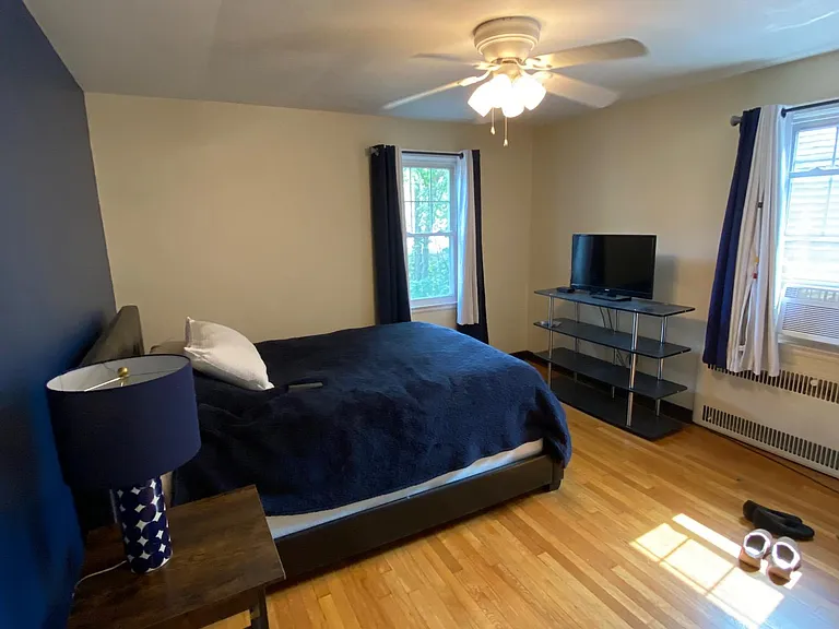 250 Lincoln Ave #4 — Photo 7