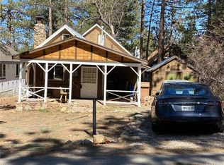 673 Maple Ln, Sugarloaf, CA 92386