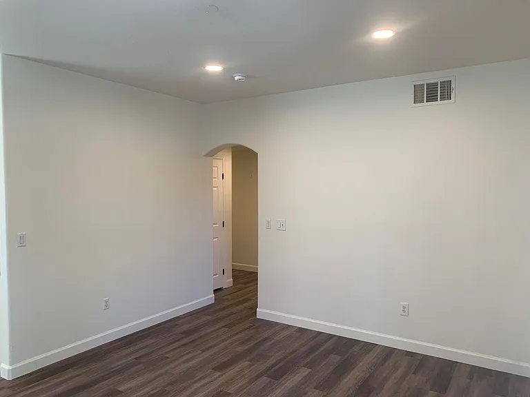 424 Pine Haven St #106 — Photo 5