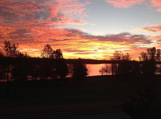 9 Waterside Ln, Taylors, SC 29687