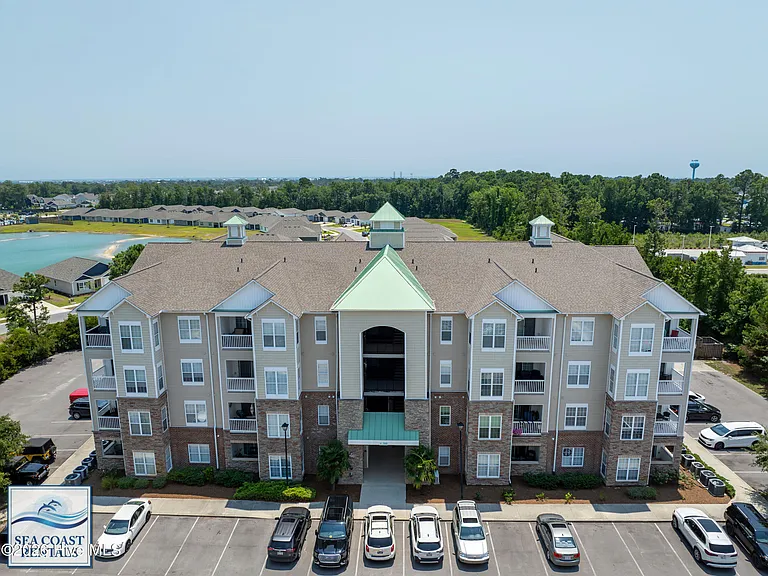 300 Gateway Dr #320 — Photo 23