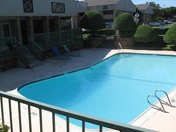 1st image of 606 Arcadia St APT 1313
