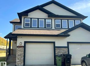 3705 11th St NW, Edmonton, AB T6T 0E8