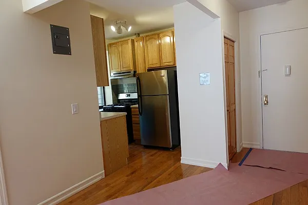 Rented by Sovereign Associates | media 18