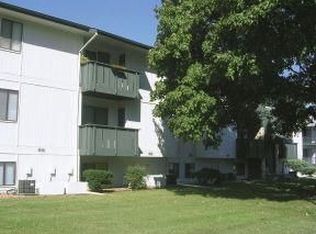 821 S Fort Ave, Springfield, MO 65806