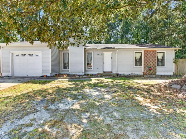 1204 Spring Villa Court, Jacksonville, NC 28540