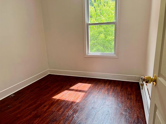5th image of 26 Dales Ave Floor 2