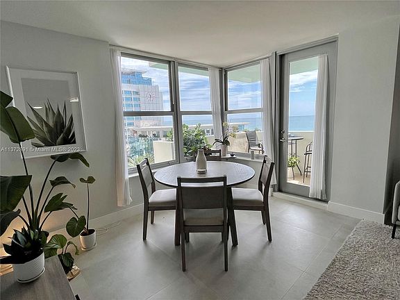 3rd image of 2899 Collins Ave APT 917