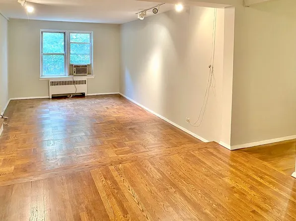 4499 Henry Hudson Pkwy W #6I, Bronx, NY 10471