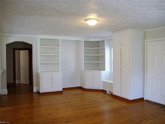 2nd image of 1553 Ohio Ave #A
