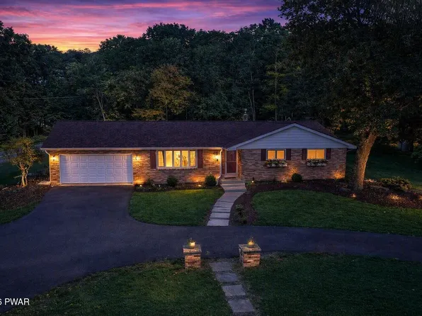 107 Timber Hill Rd, Henryville, PA 18332