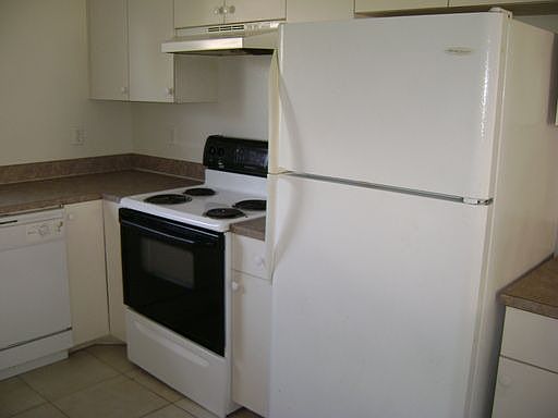5th image of 4029 Skyline Blvd APT 102