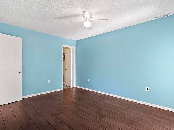 4th image of 1012 Possum Trot Rd. #D-29