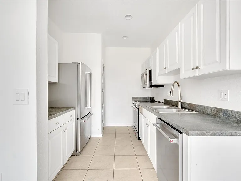 1750 Coriander Dr #1 — Photo 6