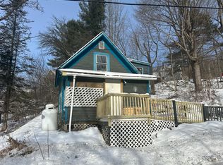 76 Water St, Barton, VT 05822