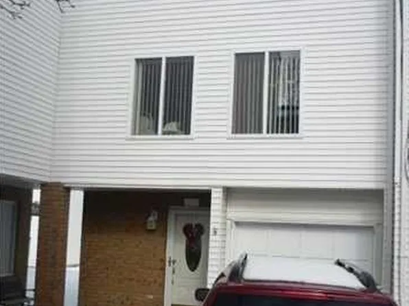41 Jamie Ln, Staten Island, NY 10312
