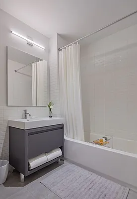 Rented by Two Trees | media 69