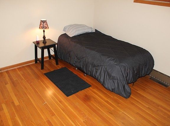 3rd image of 2303 Plum St
