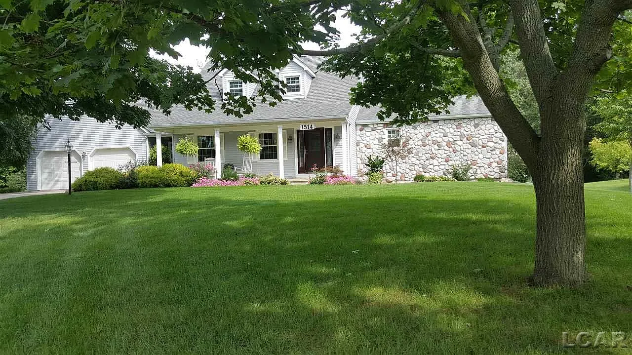 1514 Brookfield Ct photo 1