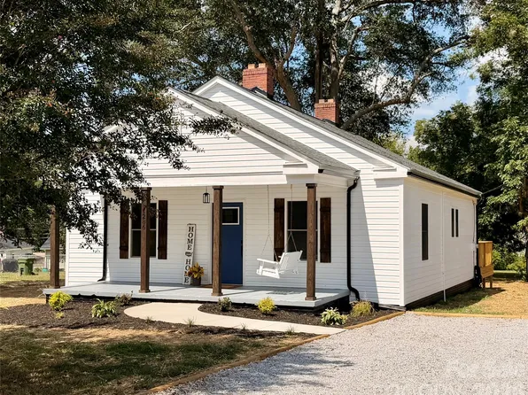 1286 Elmwood Ave, Lancaster, SC 29720
